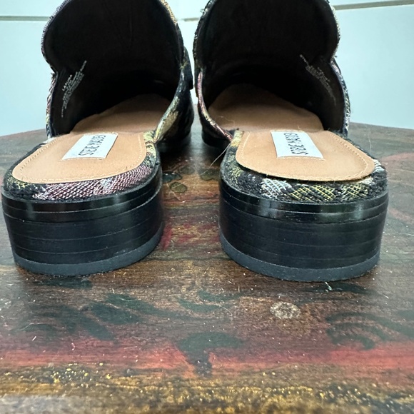 Steve Madden Tapestry Mules - Picture 3 of 6